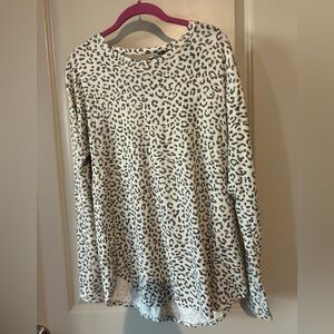 Babeau l Animal Print Sweater l M